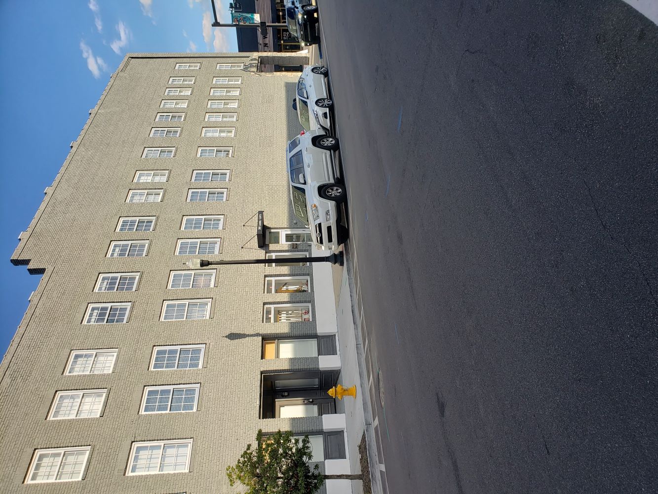 300 Laurel Street